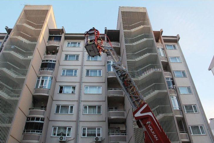 Erkek Arkadaşını Rehin Aldı G1