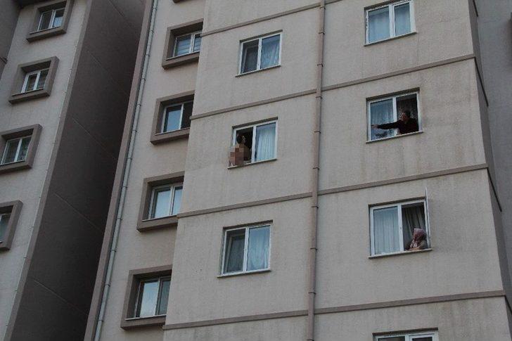 Erkek Arkadaşını Rehin Aldı G2