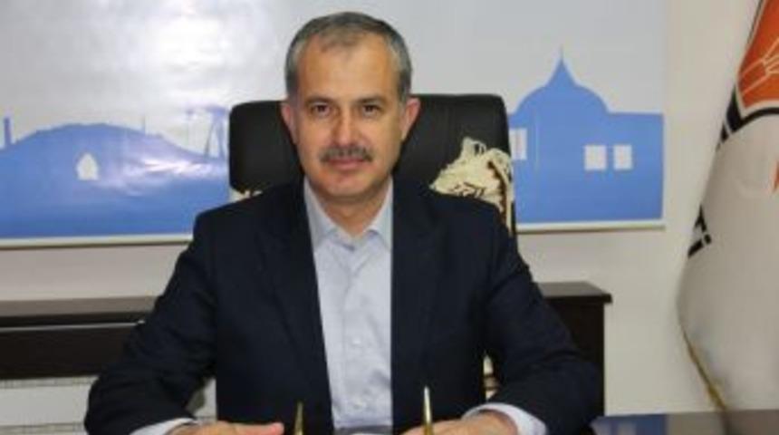 Ak Parti İl Başkanı Mehmet Erdoğan&rsquo;dan &Ouml;ğretmenler G&uuml;n&uuml; Mesajı