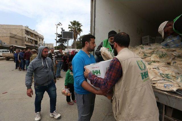 İhh’dan Afrin Kent Merkezine Yardım