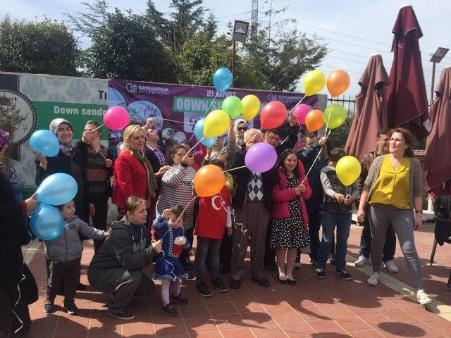 Bayrampaşalı Down Sendromlu &Ccedil;ocuklar Sevgi Cafe&rsquo;de Buluştu 1