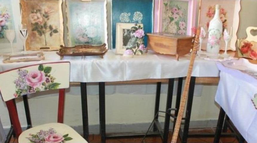 El Emeği İle Atıl Eşyaları S&uuml;slediler