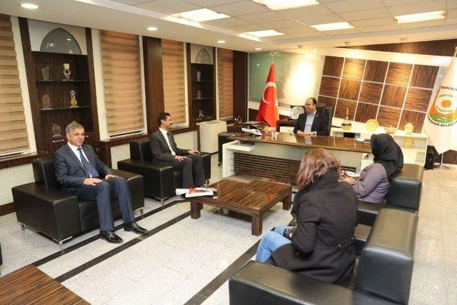 &Ccedil;ift&ccedil;i,eyy&uuml;biye İl&ccedil;e M&uuml;d&uuml;r&uuml; İle Bir Araya Geldi 1