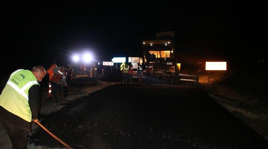 Şanlıurfa&rsquo;da Yol Yapım &Ccedil;alışmaları S&uuml;r&uuml;yor