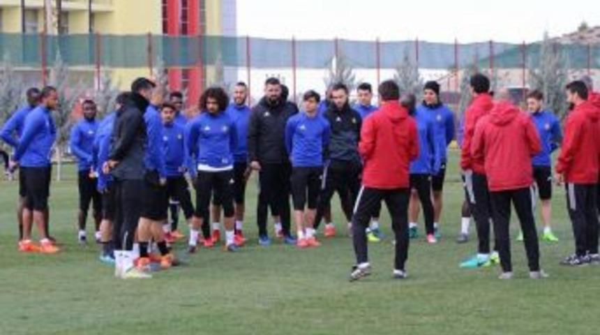 Evkur Yeni Malatyaspor&rsquo;da, Gen&ccedil;lerbirliği Mesaisi Yarın Başlayacak
