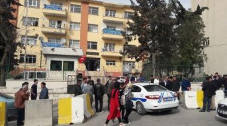 İki Farklı Kavgada 9 Kişi Yaralandı