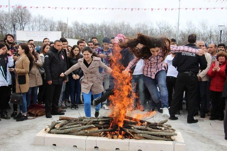 Omü’de "nevruz" Coşkusu G1