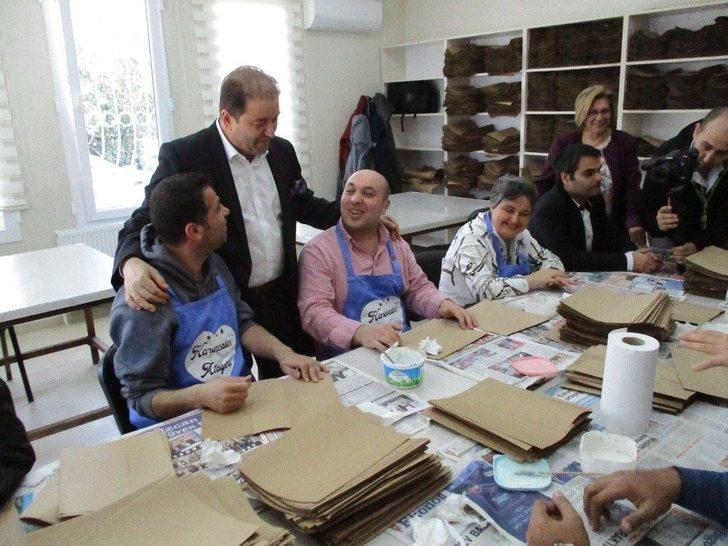 Maltepe’de Down Sendromlu Gençler İçin Sevgi Kafe Ve Karıncalar Atölyesi Açıldı G2