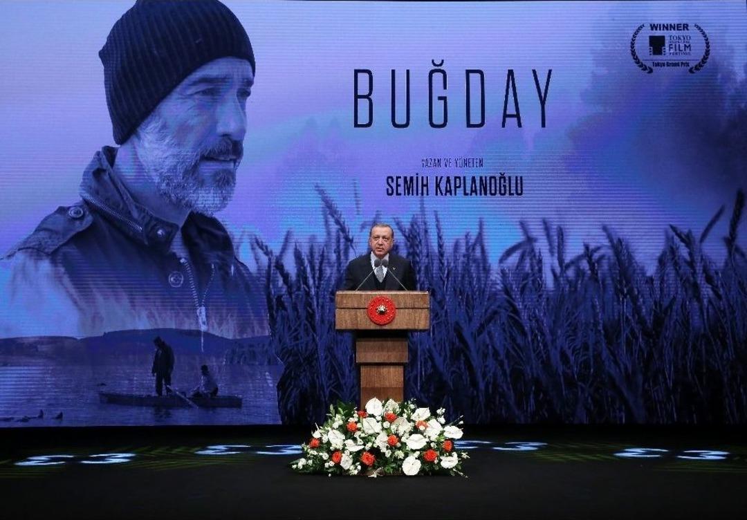 Cumhurbaşkanı Erdoğan &ldquo;buğday&rdquo; Filminin Galasına Katıldı