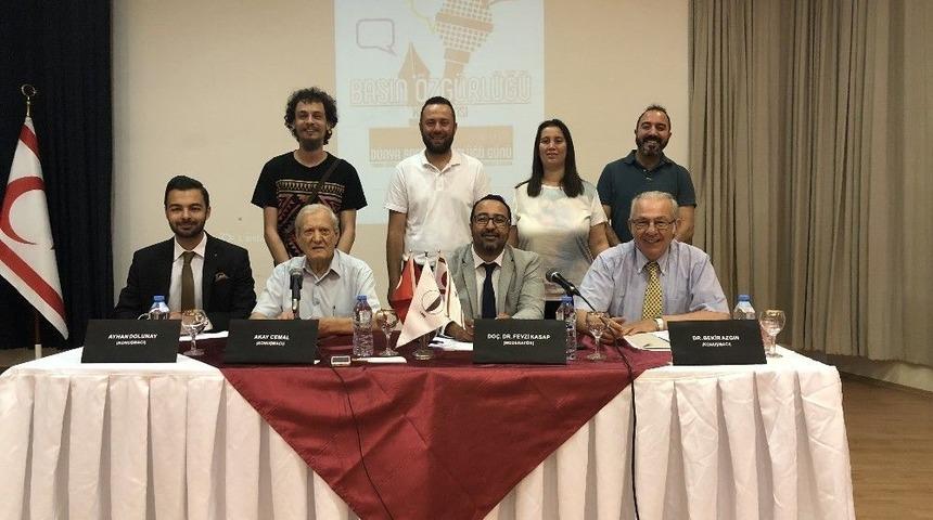 D&uuml;nya Basın &Ouml;zg&uuml;rl&uuml;ğ&uuml; G&uuml;n&uuml;&rsquo;nde &ldquo;basın &Ouml;zg&uuml;rl&uuml;ğ&uuml; Konferansı&rdquo;yapıldı