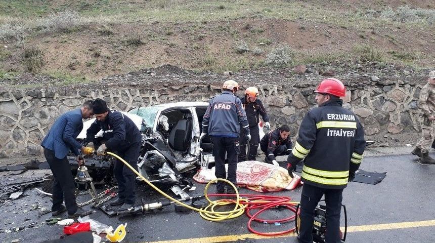 Erzurum&rsquo;da Katliam Gibi Kaza: 5 &Ouml;l&uuml;, 10 Yaralı