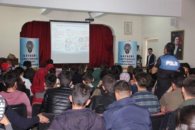 Kayseri Tdp Sosyal Medyanın Kullanımını Öğrencilerle Konuştu