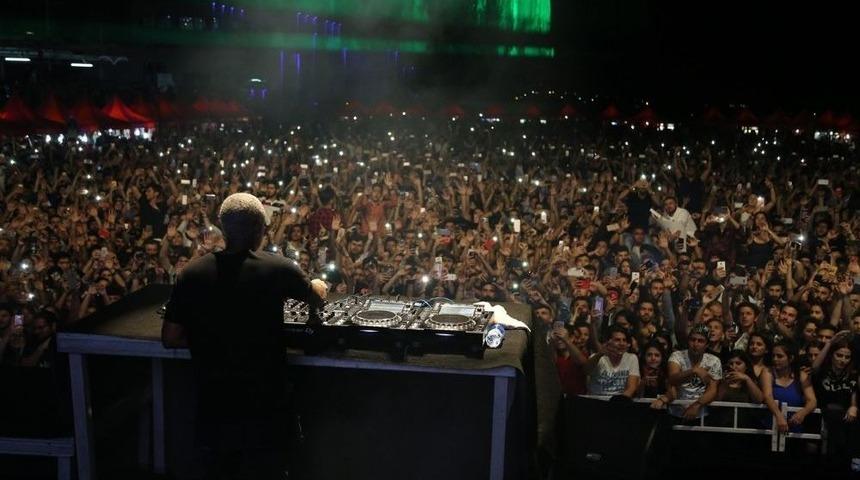 Ga&uuml; Bahar Şenlikleri Willy William Konseriyle Sona Erdi