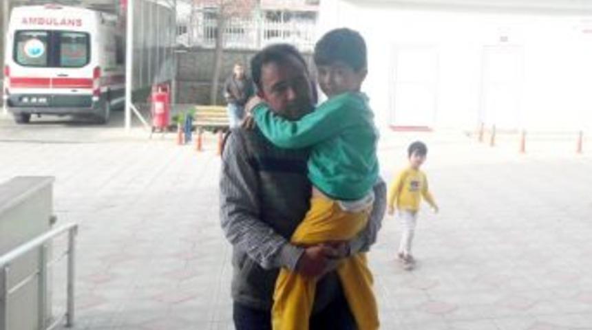 Servis Aracı &Ouml;ğrenciye &Ccedil;arptı