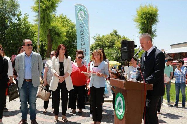 Edirne’de ‘benim Annem Bir Melek’ Fotoğraf Sergisi Açıldı