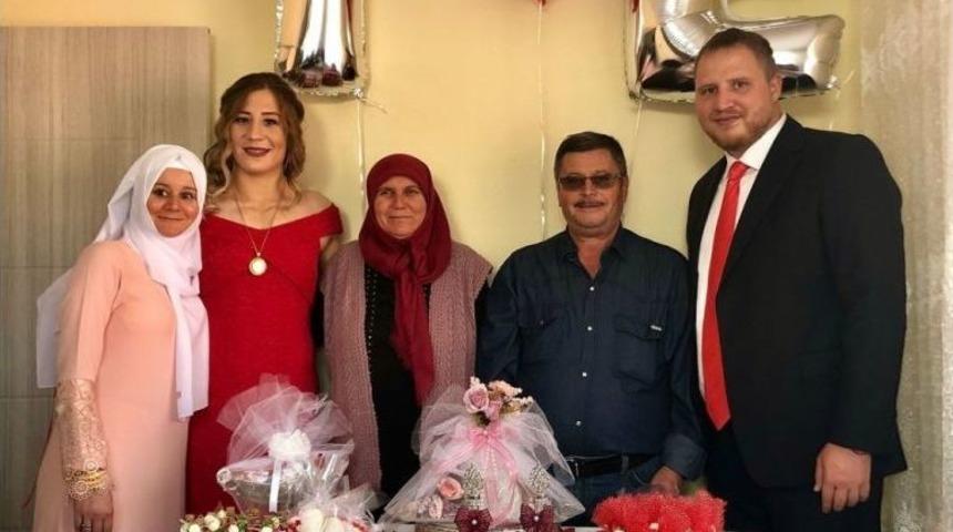 D&uuml;nya Şampiyonu G&uuml;reş&ccedil;i Yasemin Adar Evliliğe Adım Attı