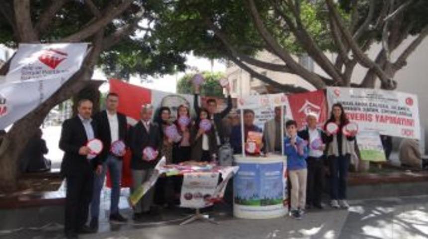 Mersin&rsquo;de &rsquo;&ccedil;ocuk İş&ccedil;iliğine Son&rsquo; Standı