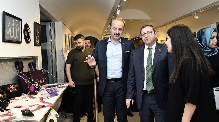 Ziyaret&ccedil;ilerden Tam Not Aldı