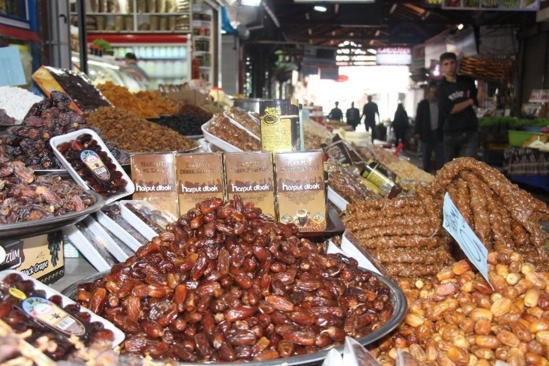 Elazığ Kapalı&ccedil;arşı&rsquo;da Ramazan Bereketi