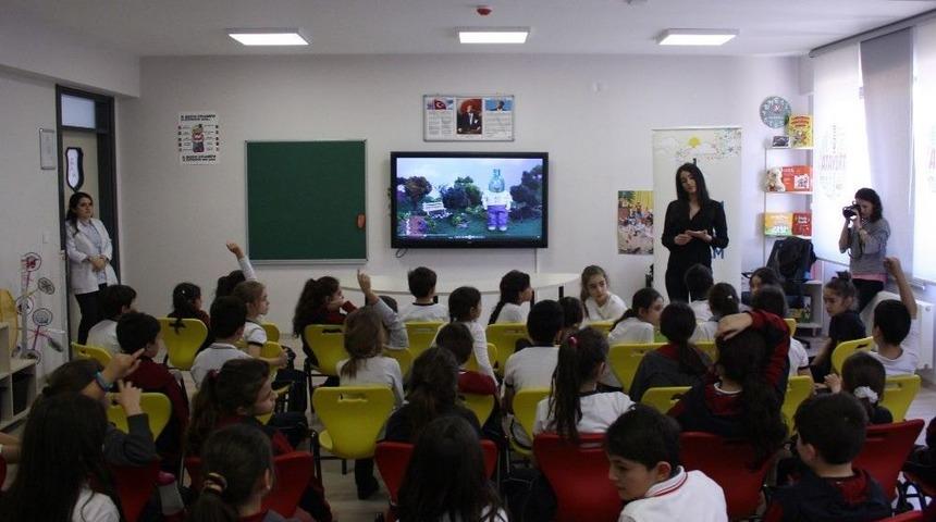 &Ouml;ğrencilere Camın Geri D&ouml;n&uuml;ş&uuml;m&uuml; Eğitimi