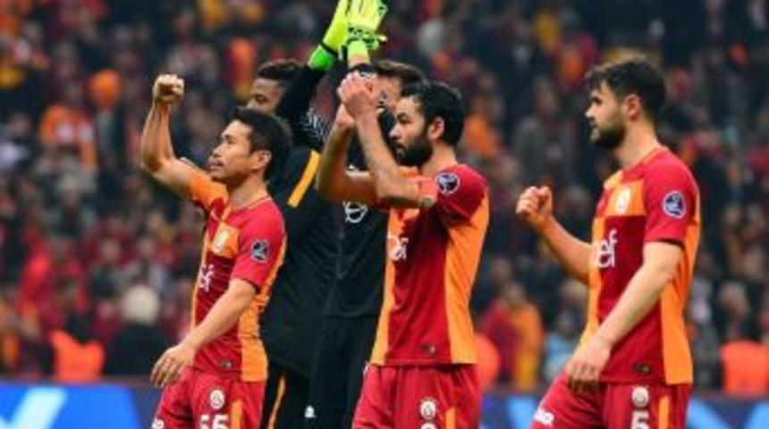 Galatasaray, 6 G&uuml;nde 3 Ma&ccedil; Yapacak