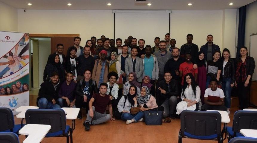 Anadolu &Uuml;niversitesi Uluslararası &Ouml;ğrenci Kul&uuml;b&uuml; Yılı Kapattı