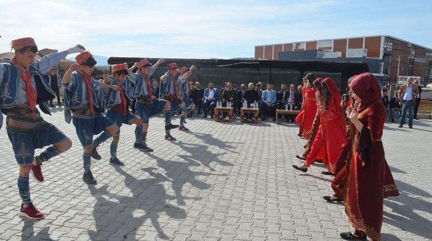 Kula&rsquo;da Nevruz Bayramı Kutlamaları