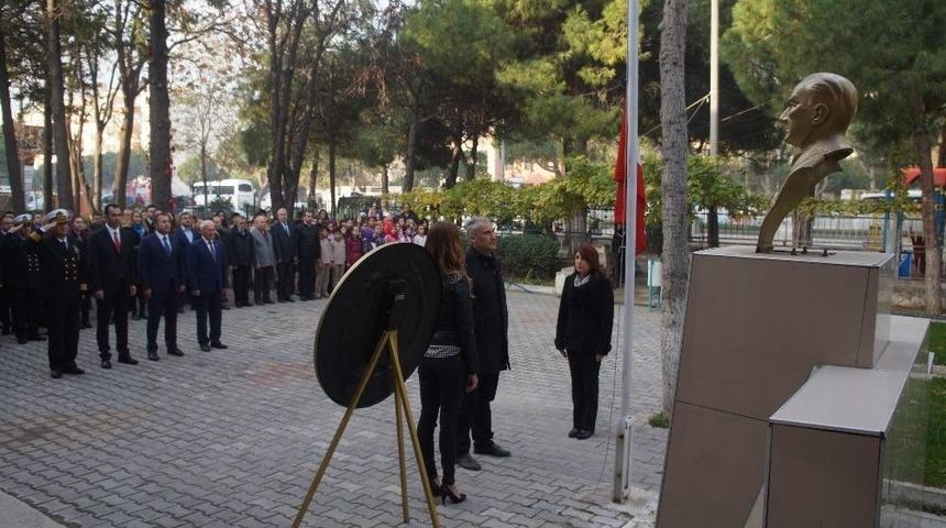 Lapseki&rsquo;de &Ouml;ğretmenler G&uuml;n&uuml; Kutlamaları