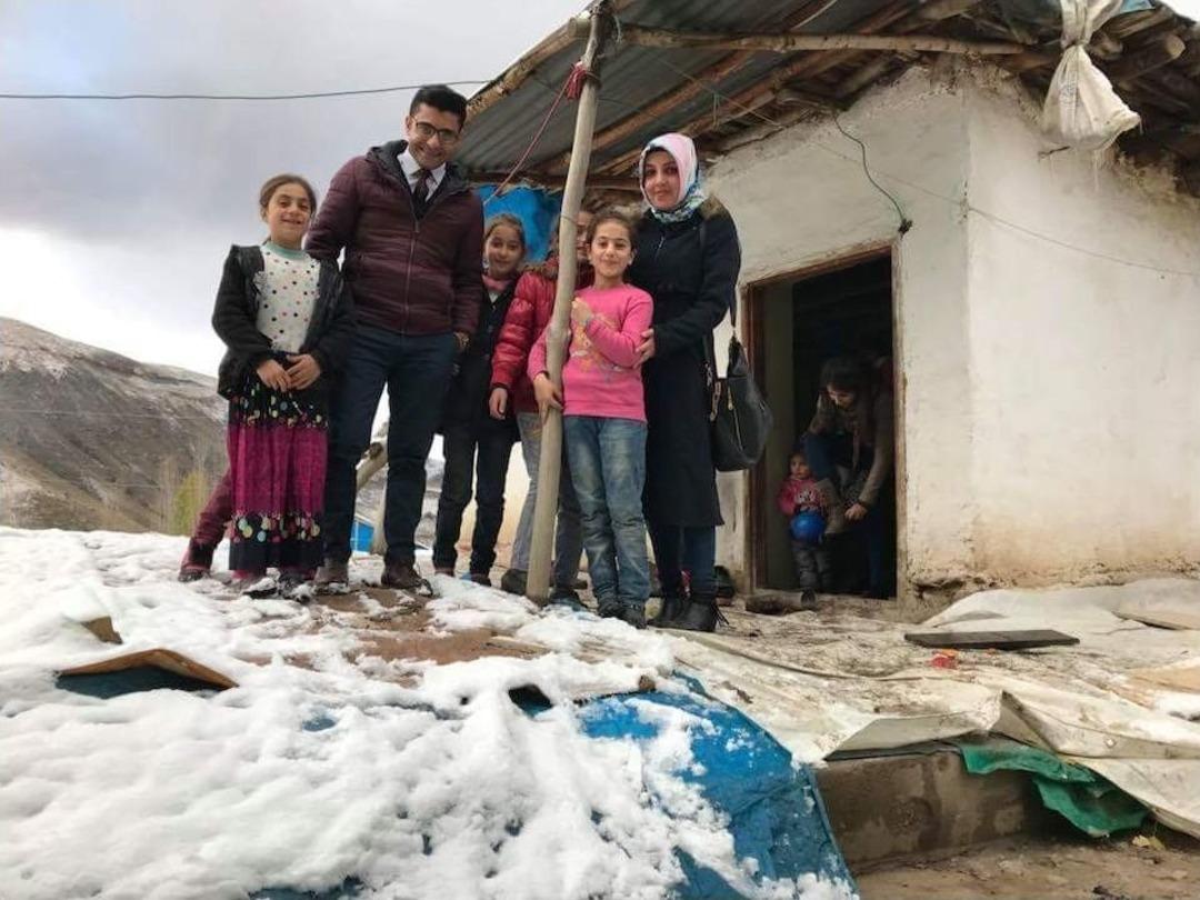 Fedakar &Ouml;ğretmenler, 8 Kız &Ccedil;ocuğunu Daha Okula Kazandırdı