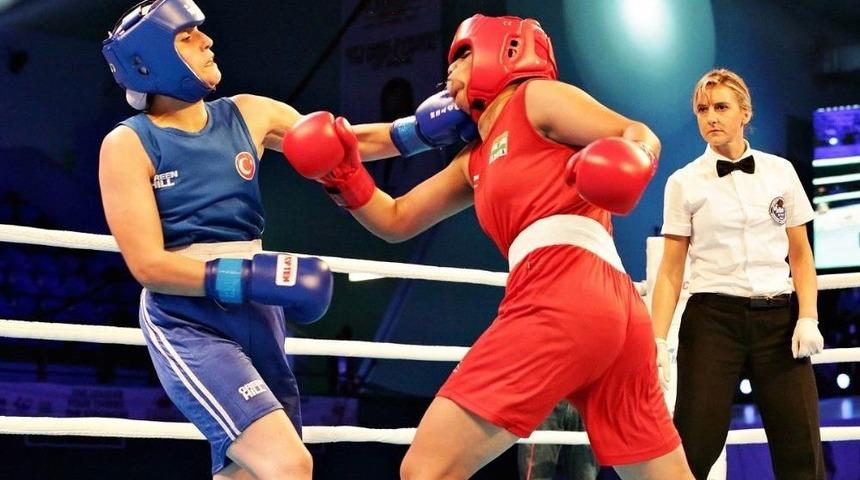 D&uuml;nya Boks Şampiyonası&rsquo;nda Madalyalar Garanti