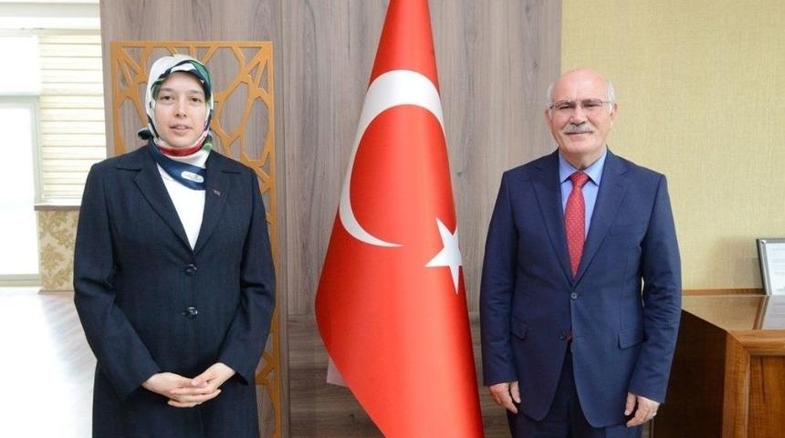 Y&ouml;k Y&uuml;r&uuml;tme Kurulu &Uuml;yesinden Uşak &Uuml;niversitesine Ziyaret