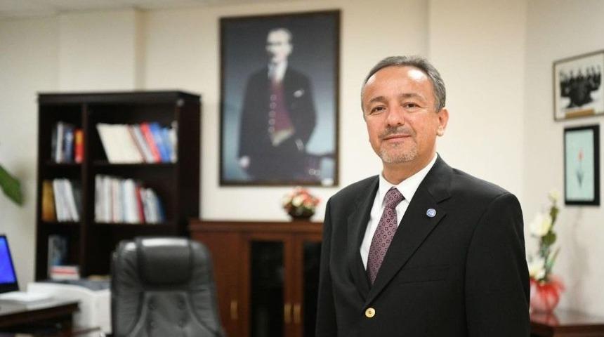 Ege Tıp Başarılarını Katlayarak Arttırıyor