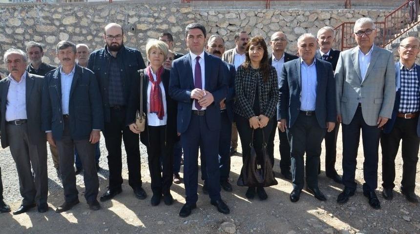 Chp&rsquo;li Kiraz&rsquo;dan Eleştiriler