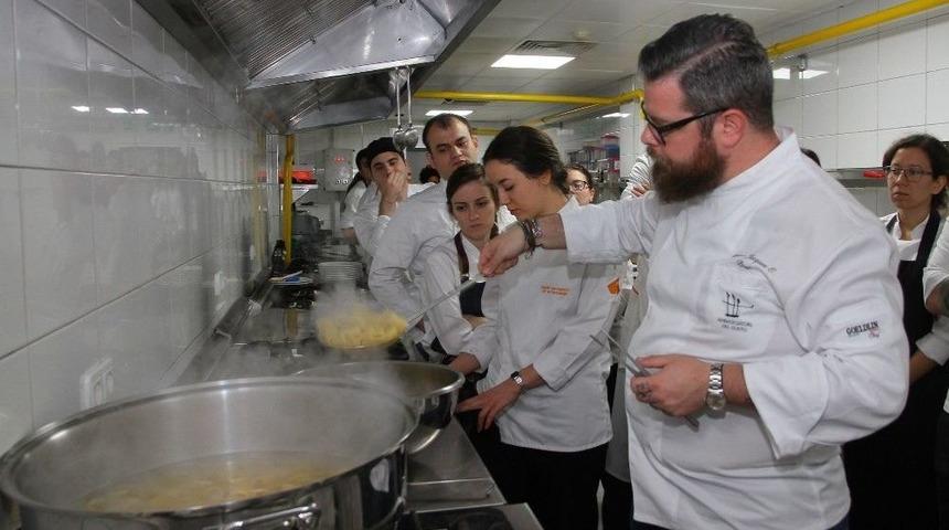 Y&ouml;resel Yemekler Turizme De Katkı Sağlıyor