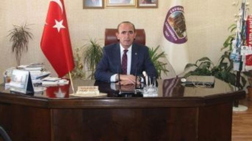 Başkan Halil Başer: M&uuml;sl&uuml;manlar Tek Yumruk Olmalı