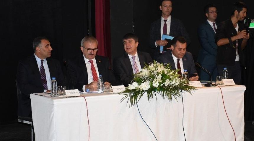 Vali Karaloğlu, Alanya Kalesini İnceledi