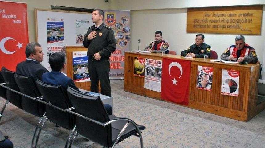 Menteşe&rsquo;de Jandarmadan Okul Servis Şof&ouml;rlerine Eğitim