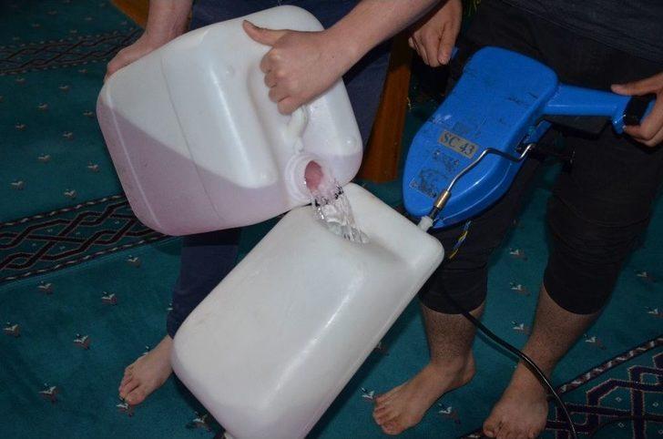 Bilecik’teki Camilerde Ramazan Temizliği G3