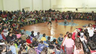 Vali Sonel’in Jesti, Çocuklardan Büyük İlgi Görüyor