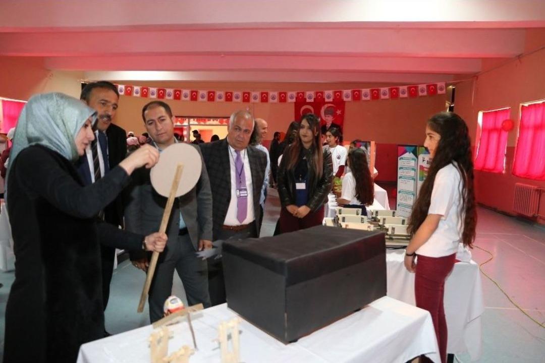 Varto&rsquo;da &lsquo;t&uuml;bitak Bilim Fuarı&rsquo; Sergisi