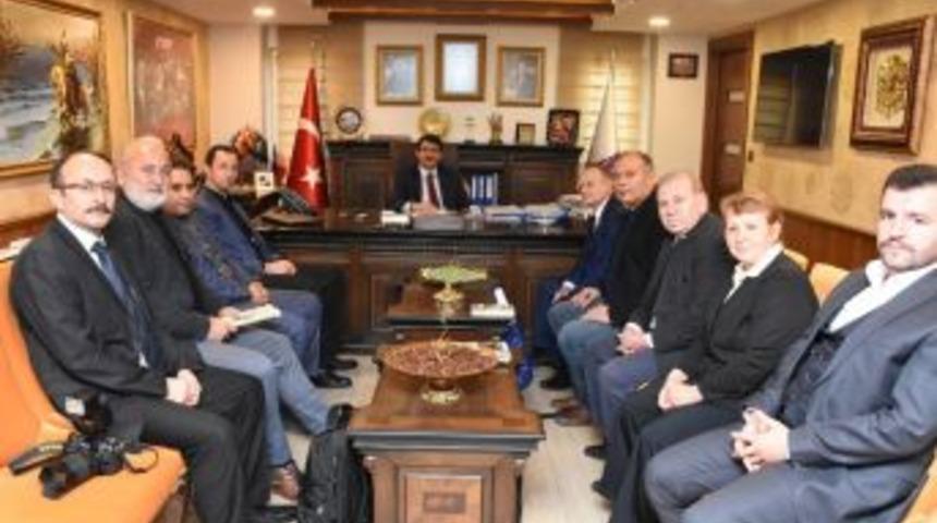 Başkan &Ccedil;elik, Almanya&rsquo;daki T&uuml;rk Gazetecileri Ağırladı