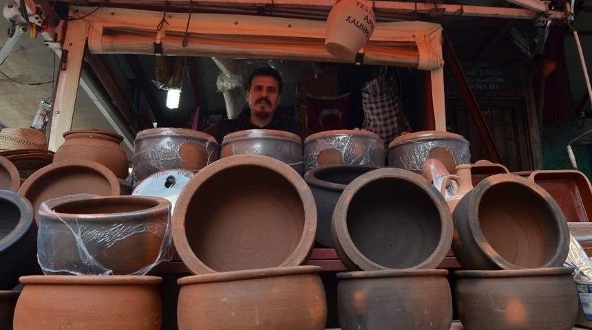 Ramazan &Ouml;ncesi G&uuml;ve&ccedil;ler Tezgahlarda Yerini Aldı