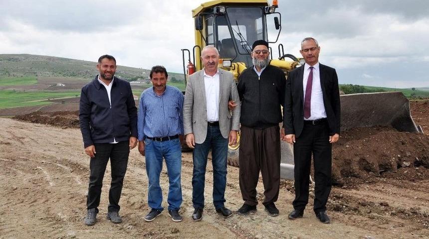 Sorgun&rsquo;da Yol Yapım &Ccedil;alışmaları