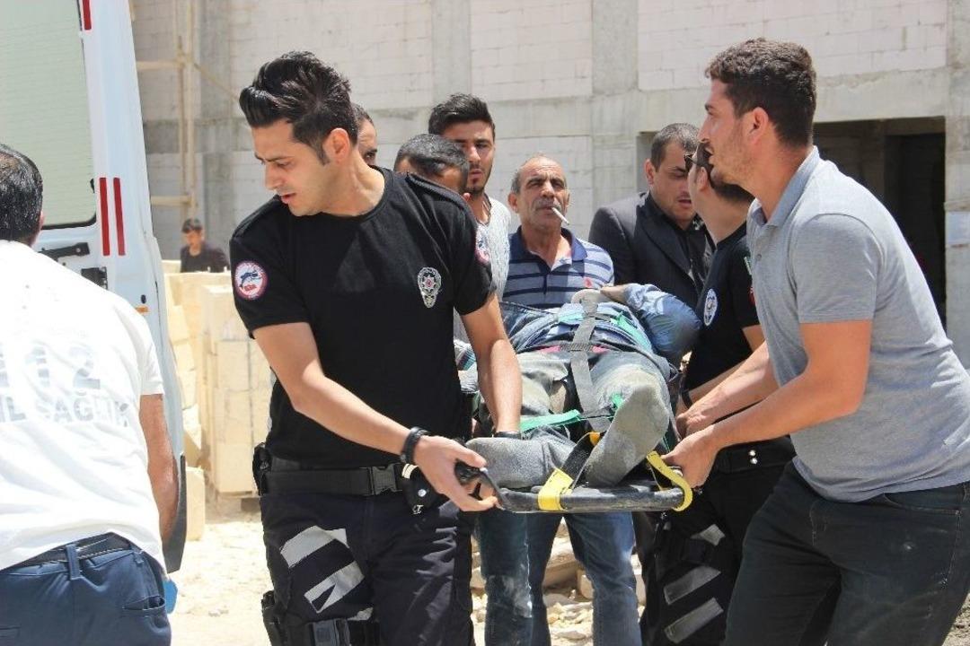 Şanlıurfa&rsquo;da Cami İnşaatında &Ccedil;&ouml;kme