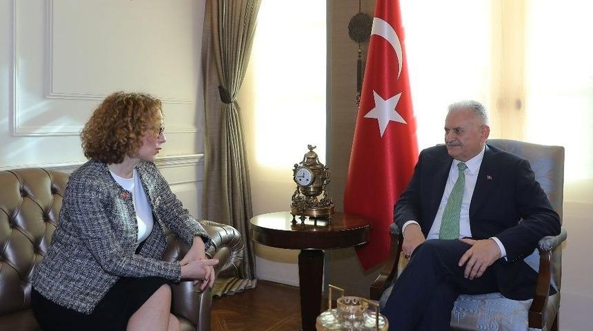 Başbakan Yıldırım Makedonya Savunma Bakanı Shekerinska&rsquo;yı Kabul Etti
