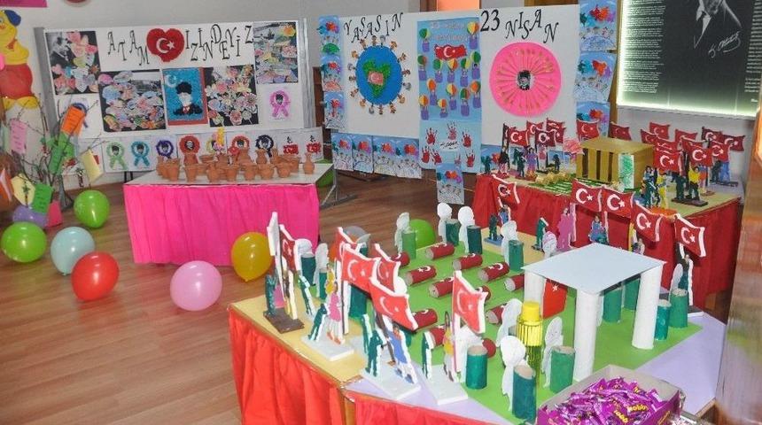 Minik &Ouml;ğrenciler H&uuml;nerlerini Sergiledi
