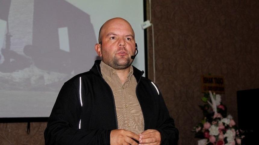 Uğurluel Samsunlulara &Ccedil;anakkale&rsquo;yi Anlattı