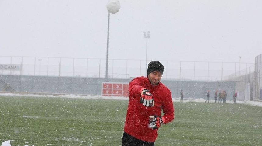 (&ouml;zel Haber) Tolgahan Acar: "yabancı Sayısı Değil, Kalitesi &Ouml;nemli"