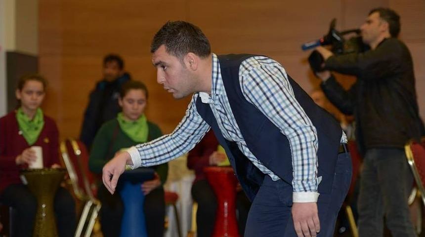 (&ouml;zel Haber) Yılın &Ouml;ğretmeninden &Ouml;ğretmenler G&uuml;n&uuml;&rsquo;ne &Ouml;zel Klip