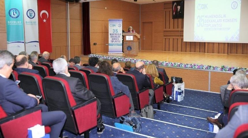 M&uuml;hendislik Dekanları Konseyi Bayburt &Uuml;niversitesi&rsquo;nde Toplandı